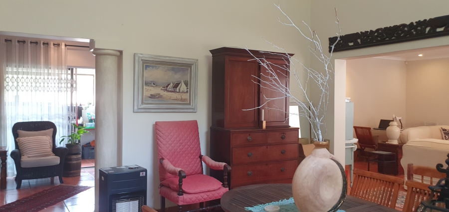 To Let 3 Bedroom Property for Rent in Chanteclair Western Cape